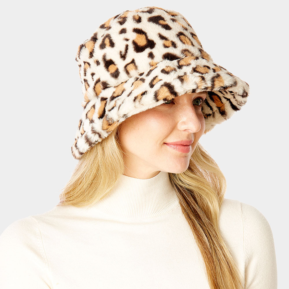 Leopard Patterned Faux Fur Bucket Hat