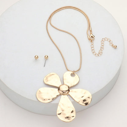 Hammered Metal Flower Pendant Necklace