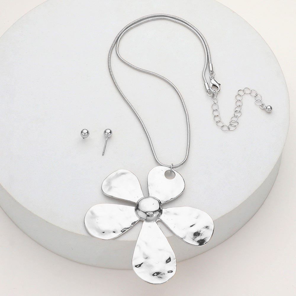 Hammered Metal Flower Pendant Necklace