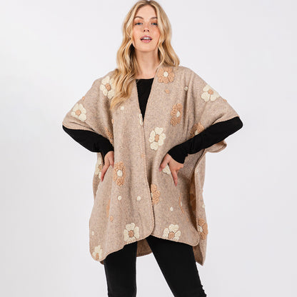 Fleece Flower Detailed Kimono Poncho