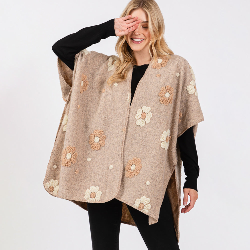 Fleece Flower Detailed Kimono Poncho