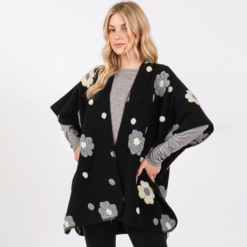 Fleece Flower Detailed Kimono Poncho