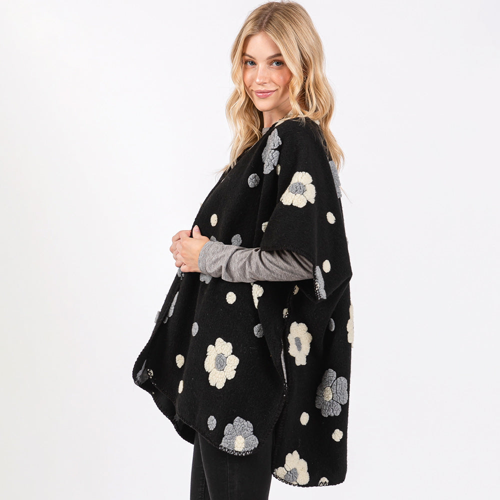 Fleece Flower Detailed Kimono Poncho