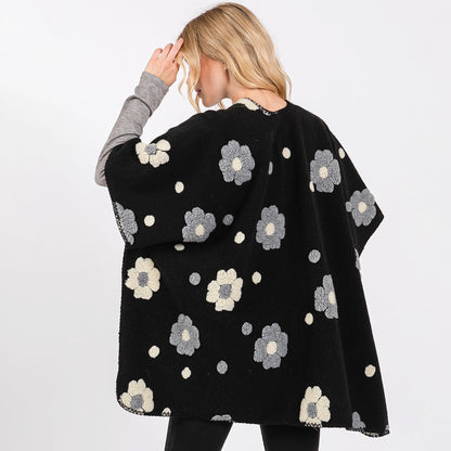 Fleece Flower Detailed Kimono Poncho