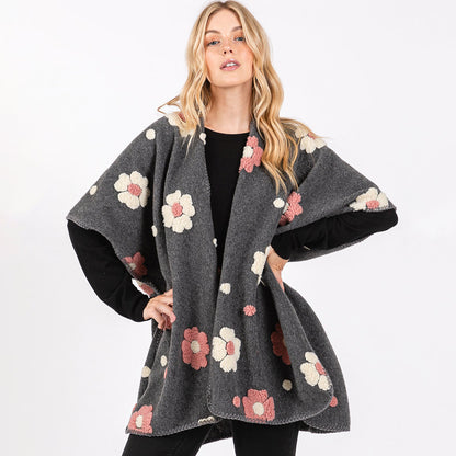 Fleece Flower Detailed Kimono Poncho