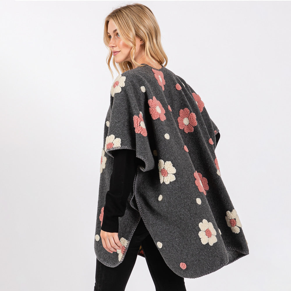 Fleece Flower Detailed Kimono Poncho