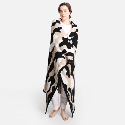 Camouflage Patterned Cozy Throw Blanket