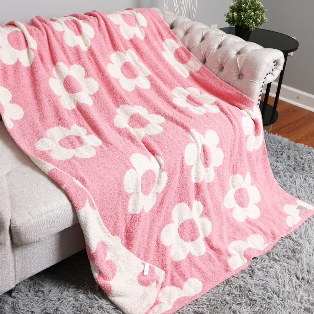 Retro Daisies Reversible Cozy Throw Blanket