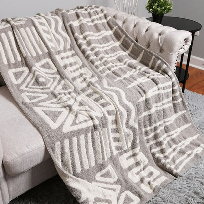 Aztec Patterned Reversible Cozy Throw Blanket